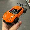 Závodní auto na zpětný chod (2349)
